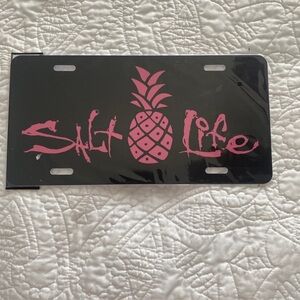 Salt Life License Plate NEW IN PACKAGE Pineapple - Black & Pink